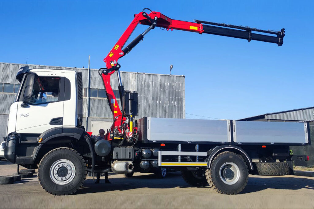 Автомобіль бортовий UAC АБ-2/2 на базі ІВЕКО (4х4)