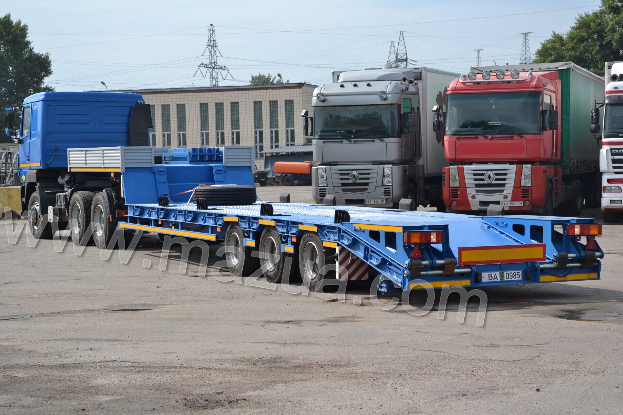 Напівпричіп-важковоз МАЗ-997700-011 Напівпричіп-важковоз МАЗ-997700-011