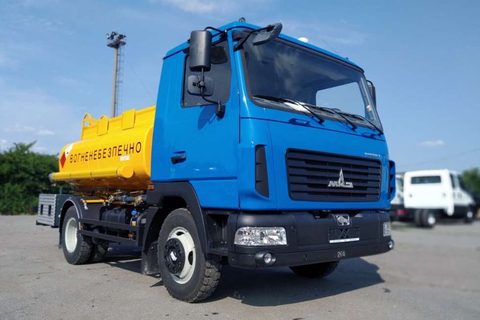 Виготовлено ще один бензовоз МАЗ-4371 з цистерною 5 кубометрів