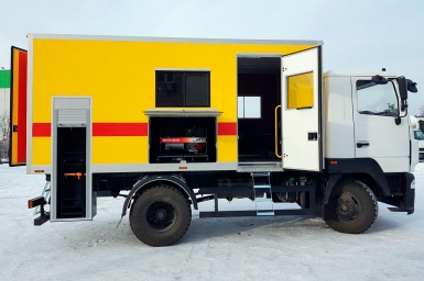 Аварійно-ремонтний автомобіль УАК-8 на МАЗ-4381