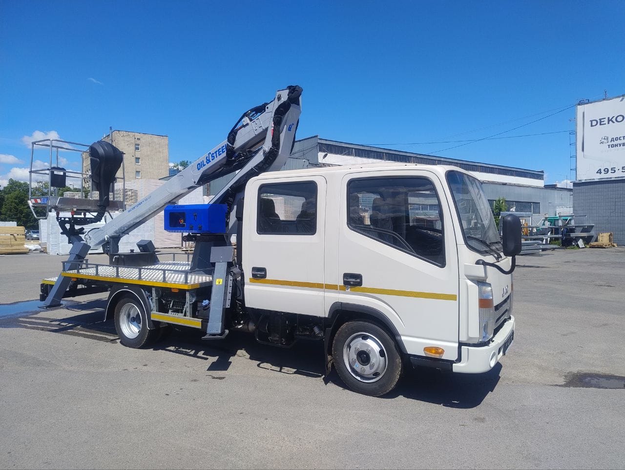 Автовишка UAC АГП-18 Oil&Steel Scorpion 1812 H на базі JAC N56DC
