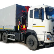Бортовий автомобіль УАК КМУ 6 т на DONGFENG DFH 3330 тент