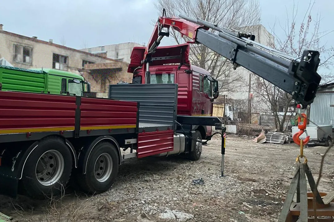 Кран манипулятор HC 80 T Кран манипулятор HC 80 T